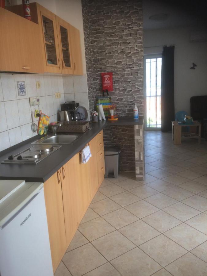 Botic Apartments Šilo Buitenkant foto