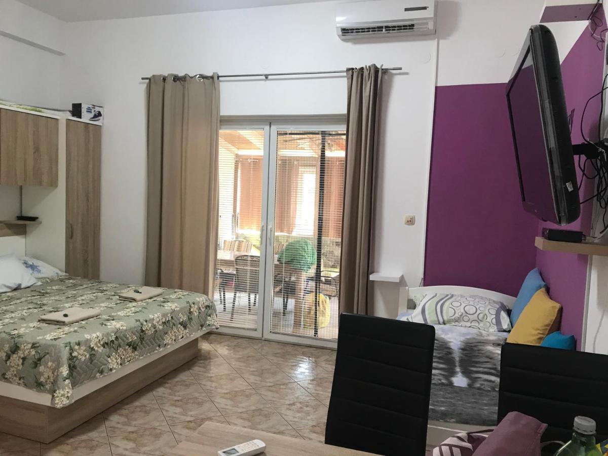 Botic Apartments Šilo Buitenkant foto