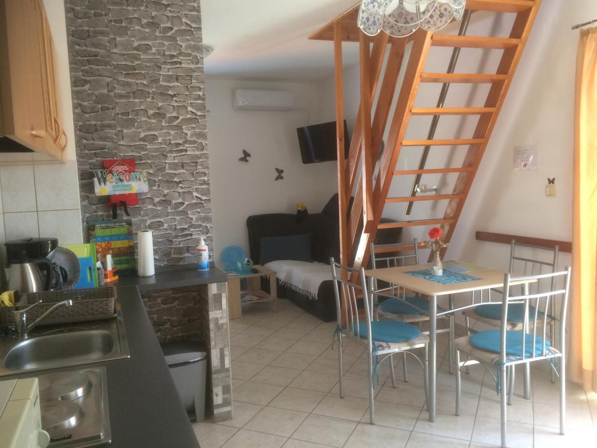 Botic Apartments Šilo Buitenkant foto